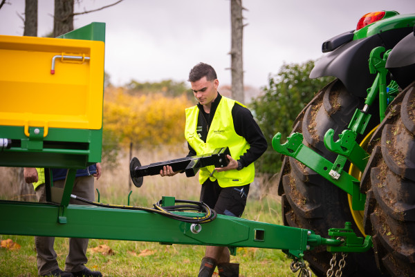 Jack Haddon competing in the Pukekohe Young Grower of the Year. Photo credit: Yarn Creative