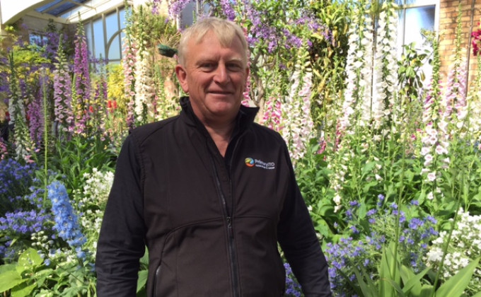 Jonathan Gradwell   13 Nov 2015 in Akld